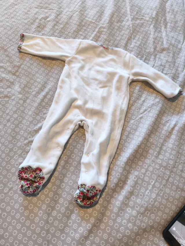 Mameluco bebé 3 meses floral