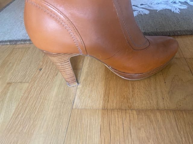 Botas altas de tacón naranja