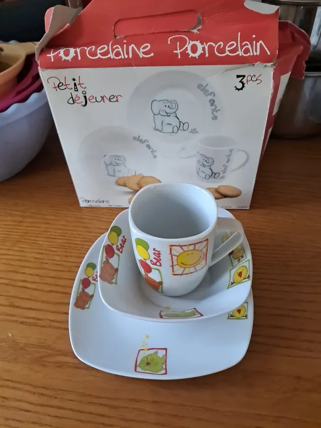 Conjunto porcelana infantil Petit déjeuner