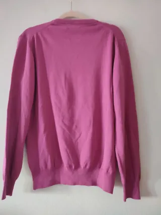 Jersey de algodón rosa cuello pico