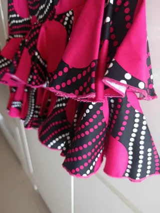Falda flamenca llamativa original fucsia negro