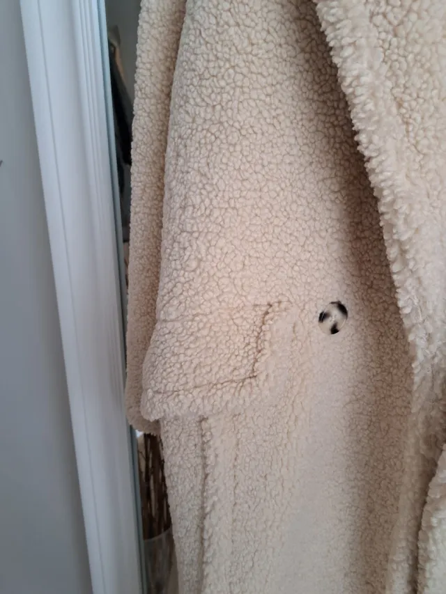 Abrigo borreguillo Pull&Bear beige Talla S