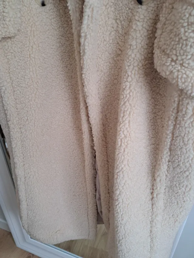 Abrigo borreguillo Pull&Bear beige Talla S