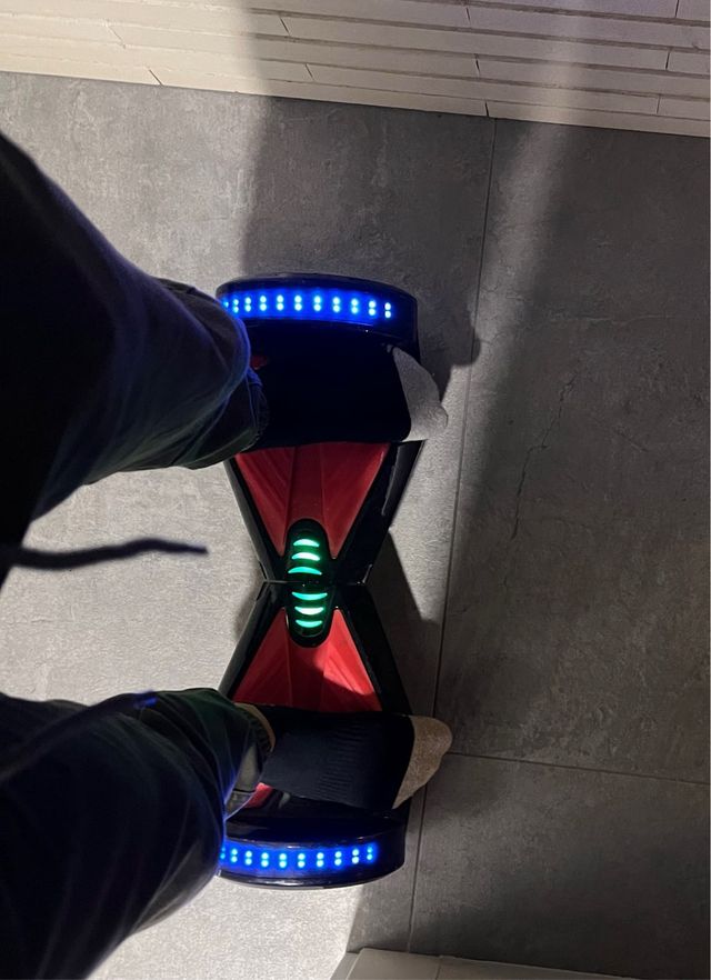 Hoverboard Negro y Rojo