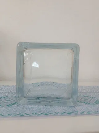 Jarrón de cristal cuadrado