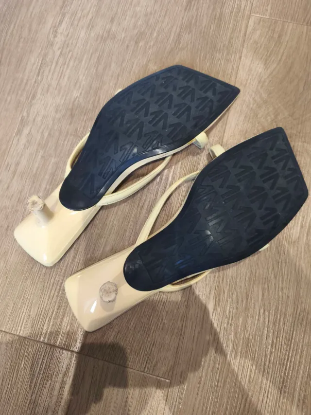 Sandalias Mango Tacón Beige