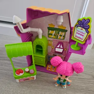 Tienda Pinypon con Muñeca y Accesorios