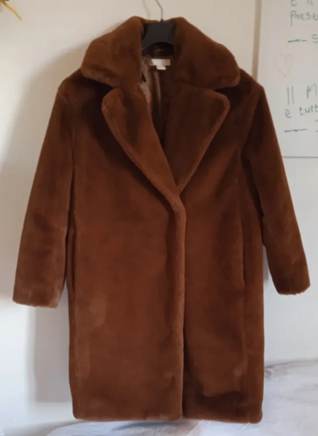 Giacca in pelliccia sintetica marrone H/M!
