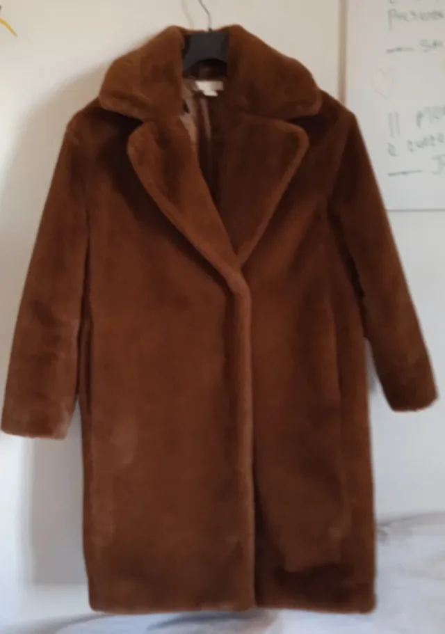 Giacca in pelliccia sintetica marrone H/M!