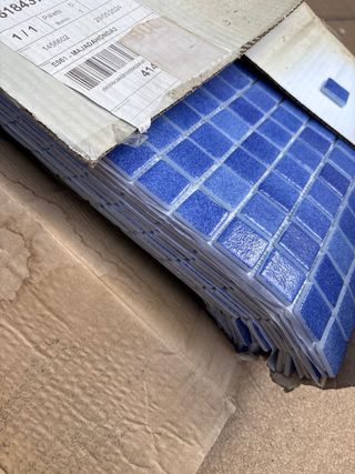 Gresite azul piscina LEROY MERLIN (2 m2)