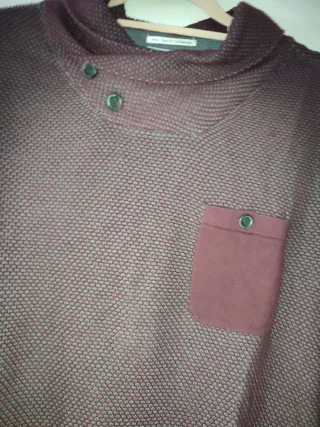 Jersey hombre punto cuello alto