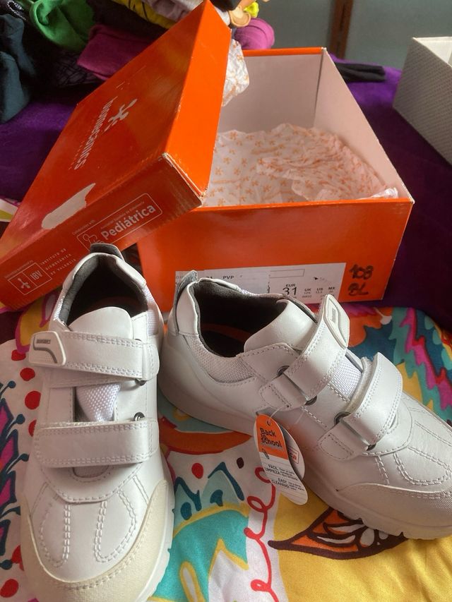 Zapatillas Biomecanics Blancas Velcro Nuevas. 31
