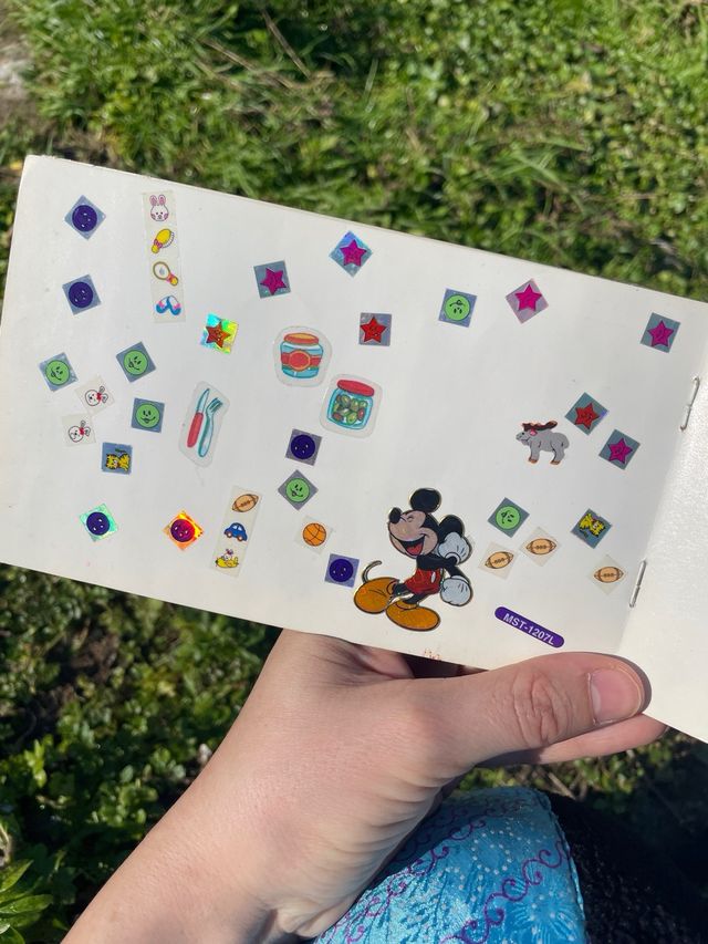 Sticker álbum de la infancia