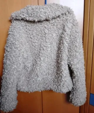 Cazadora pelo rizado beige