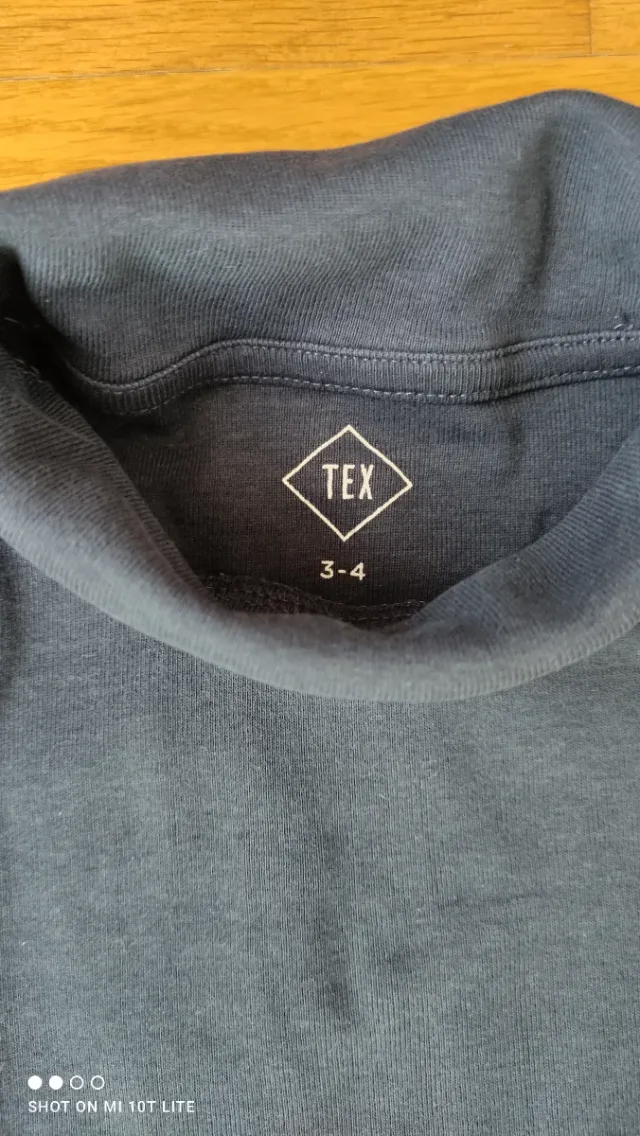 Camiseta manga larga niño azul marino