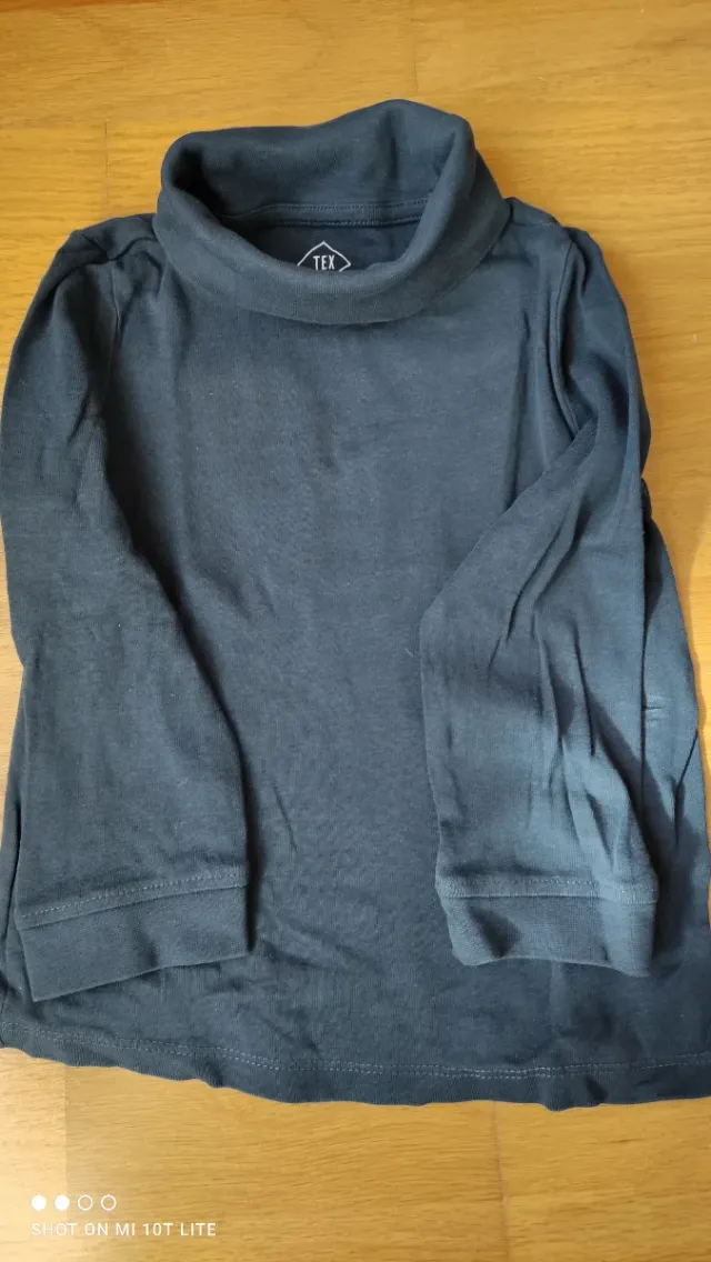 Camiseta manga larga niño azul marino