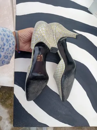 Zapatos brillantes plateados dorados talla 37