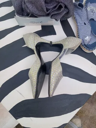 Zapatos brillantes plateados dorados talla 37