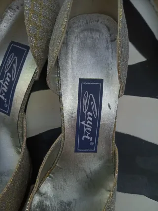 Zapatos brillantes plateados dorados talla 37