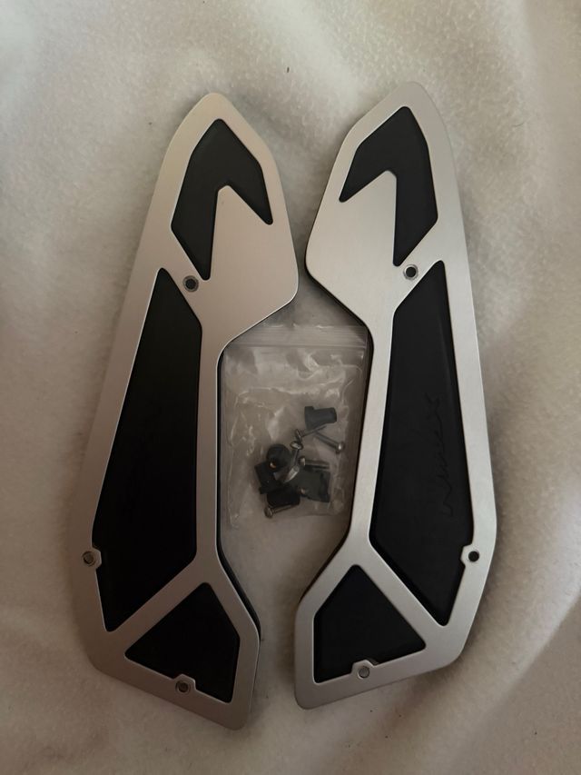 Plataformas n Max 125 originales Yamaha