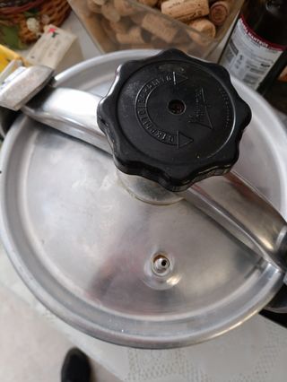 Olla Express Aluminio Sin Válvula