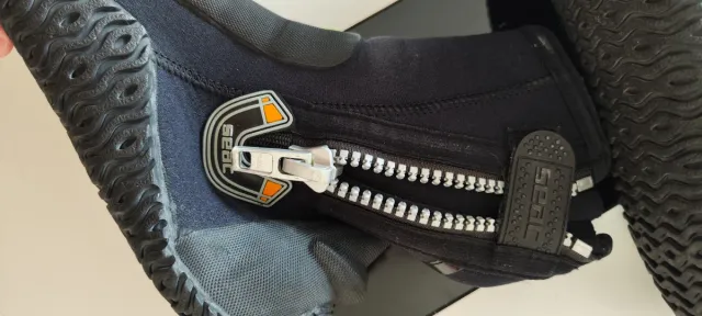 Aletas Cressi y Botas buceo Seac