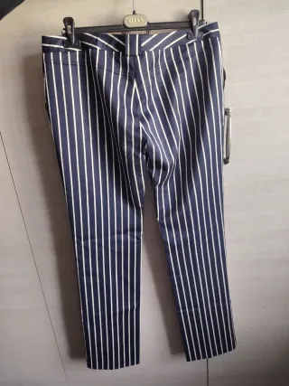 Pantalón Rayas Roberto Verino Talla L ,44cm cintur