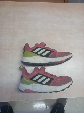 Zapatillas Adidas Terrex Niña Rosa Talla 38.5