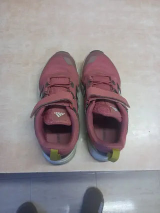 Zapatillas Adidas Terrex Niña Rosa Talla 38.5