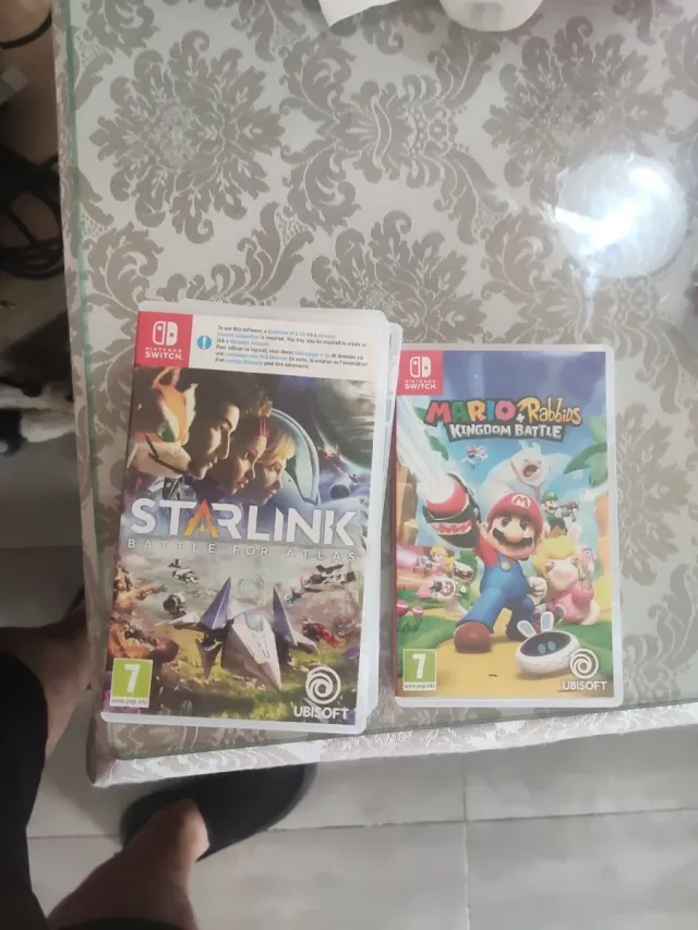 Nintendo Switch Azul y Rosa(Juegos incluidos)