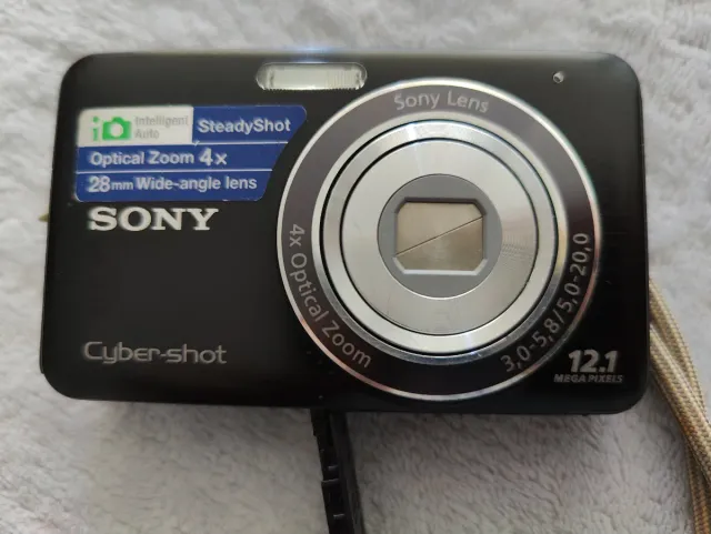 Cámara Sony Cyber-shot 12.1 MP Negra