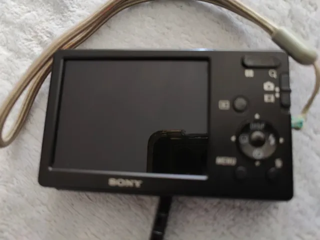 Cámara Sony Cyber-shot 12.1 MP Negra