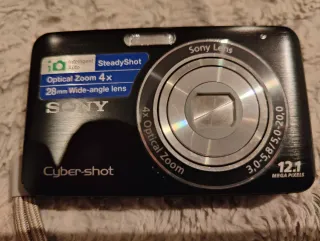 Cámara Sony Cyber-shot 12.1 MP Negra