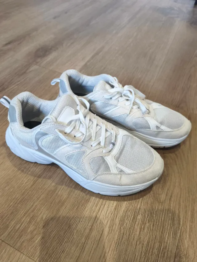 Deportivas H&M Blancas
