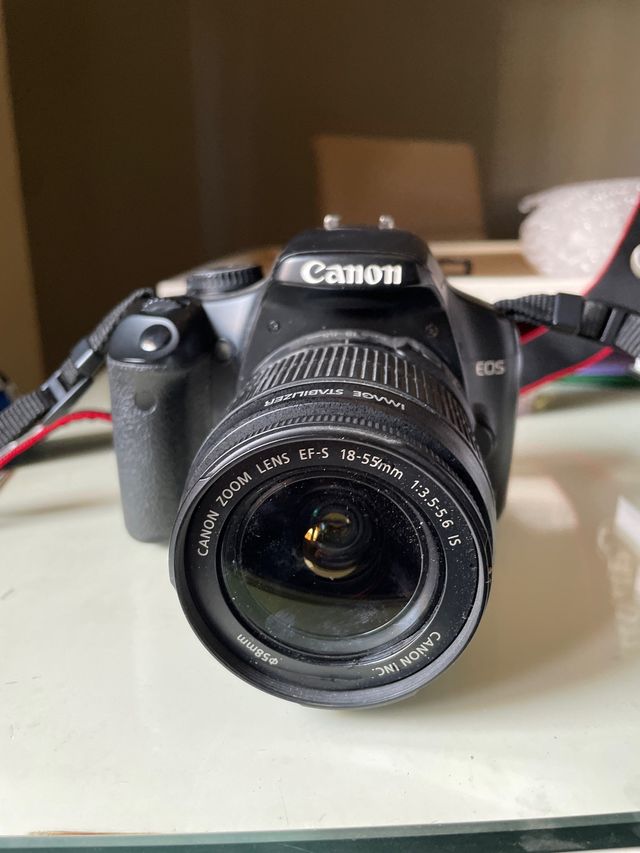 Cámara Canon EOS 450D Negra