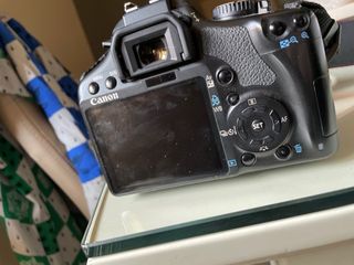 Cámara Canon EOS 450D Negra