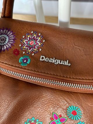 Bolso Desigual Marrón Flores Bordadas