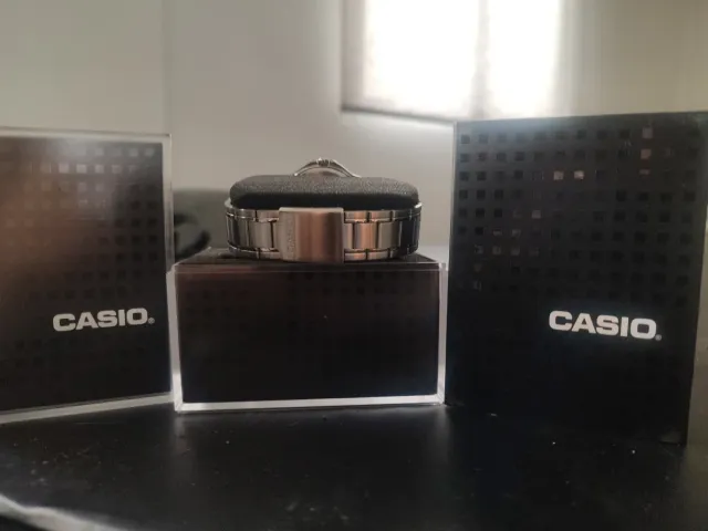 Reloj Casio Negro Sumergible