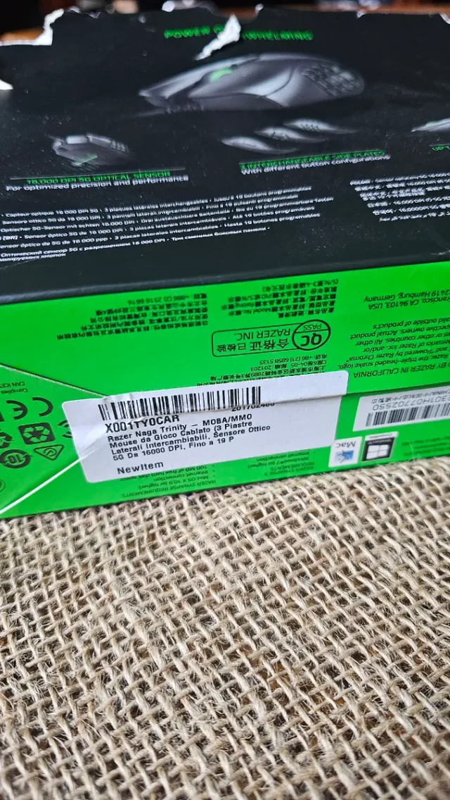 Razer Naga Trinity MOBA/MMO Gaming Mouse