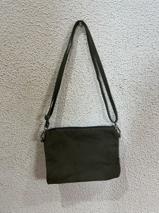 Bolso verde con estrella brillante