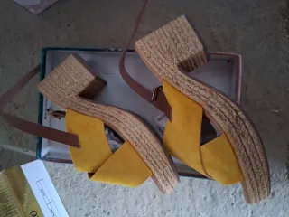 Zapatos de tacón varios colores