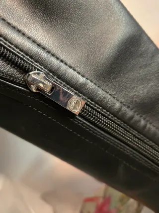 Stivali alti neri con tacco