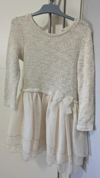 Vestido niña 5años beige/dorado (ideal Navidad)