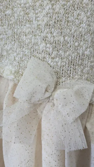 Vestido niña 5años beige/dorado (ideal Navidad)