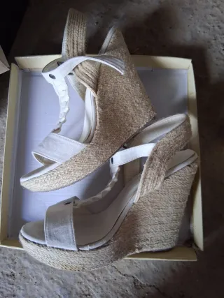 Sandalias en varios colores