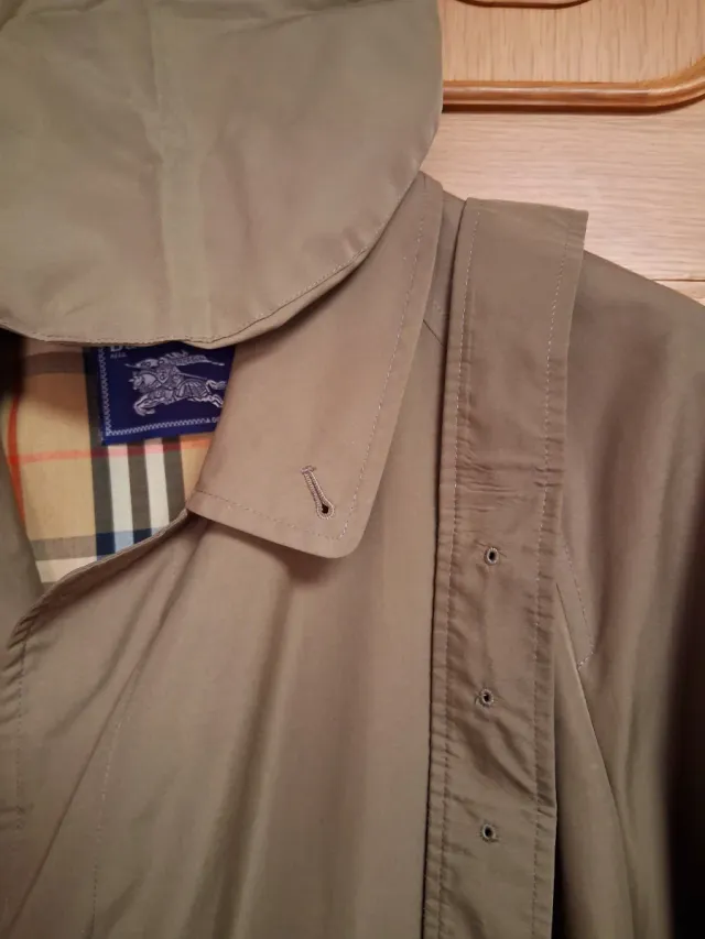 Gabardina Burberry Beige