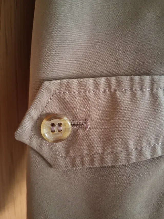 Gabardina Burberry Beige