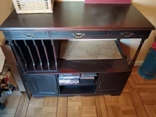 Mesa de madera antigua