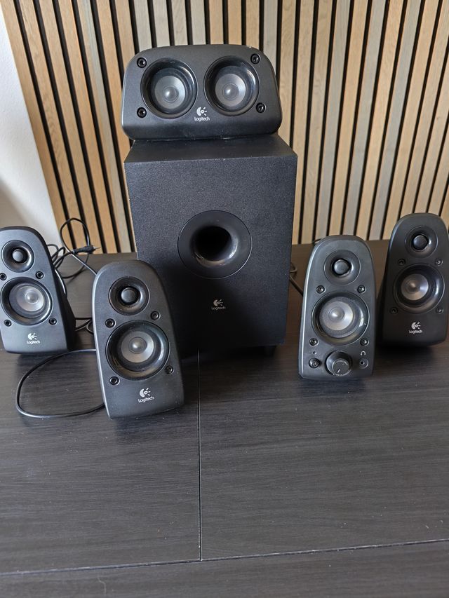 Altavoces Logitech Z506 5.1 Surround
