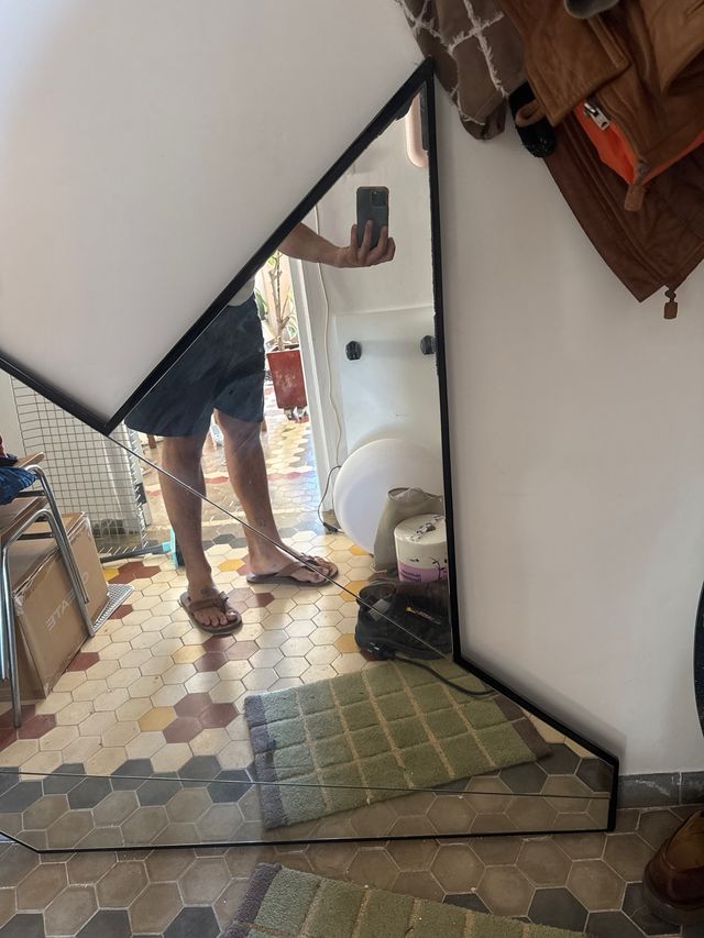 Espejo decorativo moderno